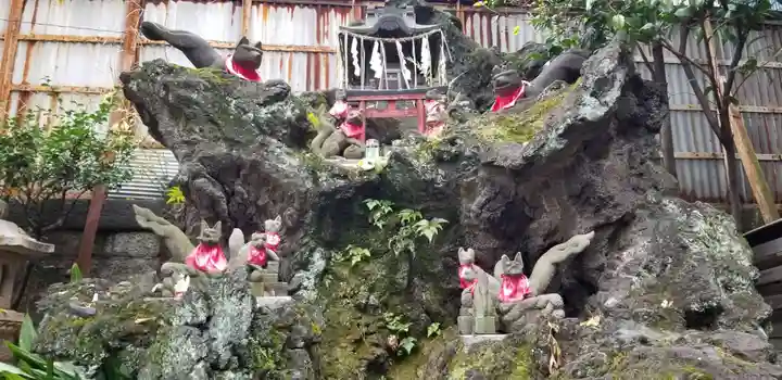 飛木稲荷神社の狛犬