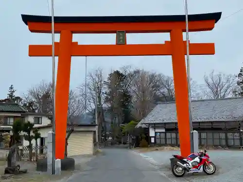 皆野椋神社の鳥居