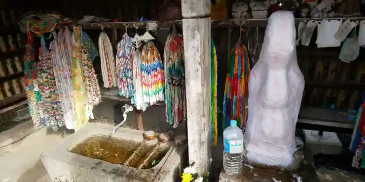 陽秀院の末社・摂社