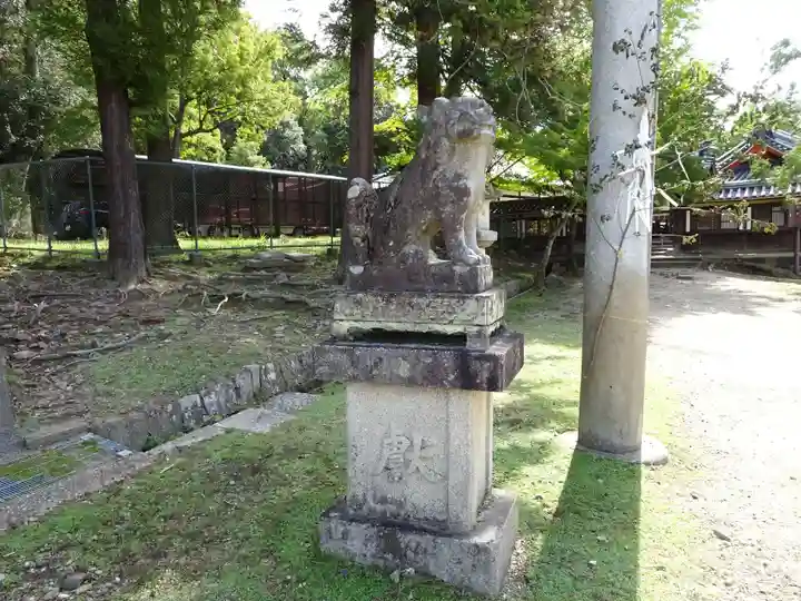 手向山八幡宮の狛犬