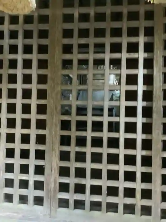 神明・白山社相殿の本殿・本堂