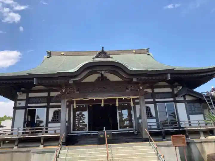 興全寺の本殿・本堂