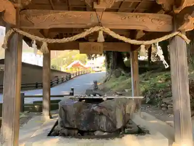 河口浅間神社の手水舎