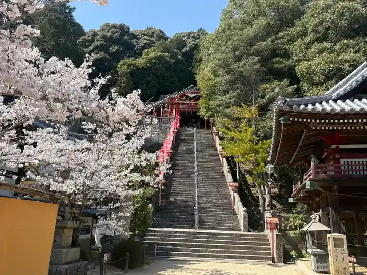 由加山 由加神社本宮(岡山県)