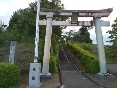 八幡神社の鳥居
