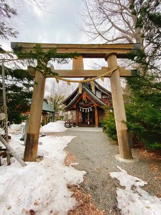 平岸天満宮・太平山三吉神社の鳥居