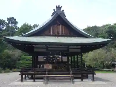 梅宮大社の本殿・本堂