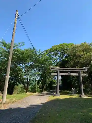 東神社の鳥居