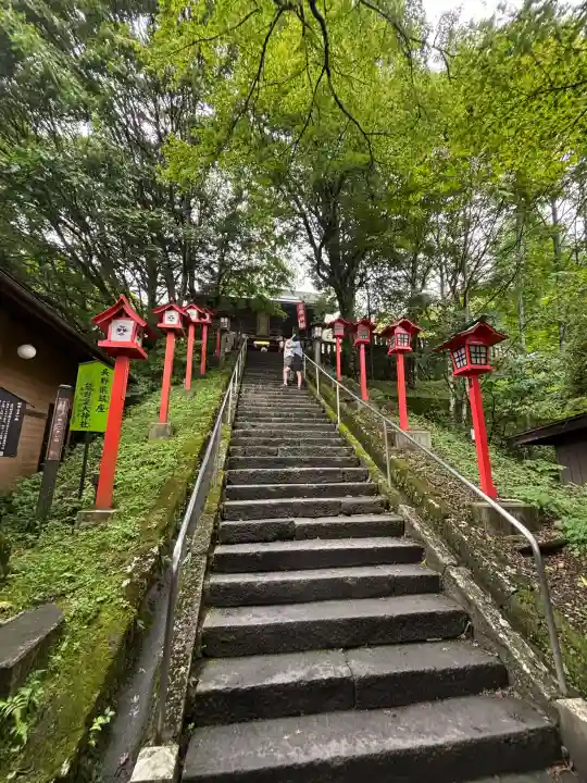 熊野皇大神社の{uncategorized: "未分類", other: "その他", undefined: "問題あり", building: "その他建物", grave: "お墓", sacred_gate: "鳥居", guardian: "狛犬", statue: "像", buddha: "仏像", history: "歴史", nature: "自然", garden: "庭園", animal: "動物", pagoda: "塔", temizu: "手水舎", mountain_gate: "山門・神門", sanctuary: "本殿・本堂", subordinate: "末社・摂社", art: "芸術", scenery: "景色", jizo: "地蔵", ema: "絵馬", goshuin: "御朱印", omikuji: "おみくじ", items: "授与品その他", amulet: "お守り", goshuincho: "御朱印帳", eats: "食事", festival: "お祭り", votive_dance: "神楽", shichigosan: "七五三参", wedding: "結婚式", experience: "体験その他", initially: "初詣", around: "周辺", anti_infection: "感染症対策"}