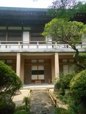 報国寺の本殿・本堂