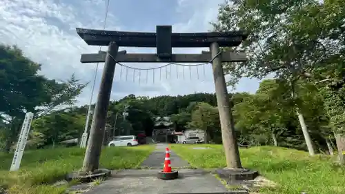 飯野川亀森八幡神社の鳥居