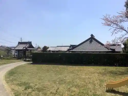 願成寺の本殿・本堂