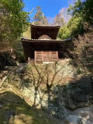 弥谷寺の{uncategorized: "未分類", other: "その他", undefined: "問題あり", building: "その他建物", grave: "お墓", sacred_gate: "鳥居", guardian: "狛犬", statue: "像", buddha: "仏像", history: "歴史", nature: "自然", garden: "庭園", animal: "動物", pagoda: "塔", temizu: "手水舎", mountain_gate: "山門・神門", sanctuary: "本殿・本堂", subordinate: "末社・摂社", art: "芸術", scenery: "景色", jizo: "地蔵", ema: "絵馬", goshuin: "御朱印", omikuji: "おみくじ", items: "授与品その他", amulet: "お守り", goshuincho: "御朱印帳", eats: "食事", festival: "お祭り", votive_dance: "神楽", shichigosan: "七五三参", wedding: "結婚式", experience: "体験その他", initially: "初詣", around: "周辺", anti_infection: "感染症対策"}
