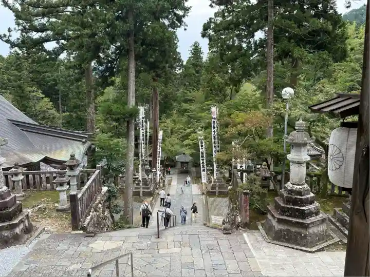 華厳寺(岐阜県)
