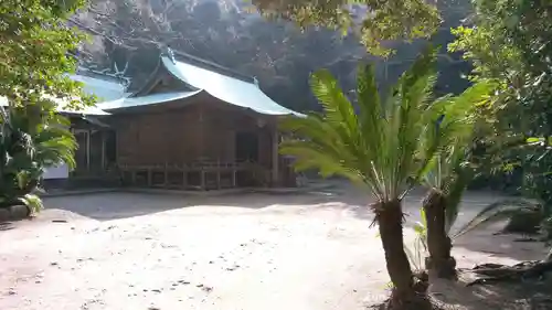 洲崎神社の本殿・本堂