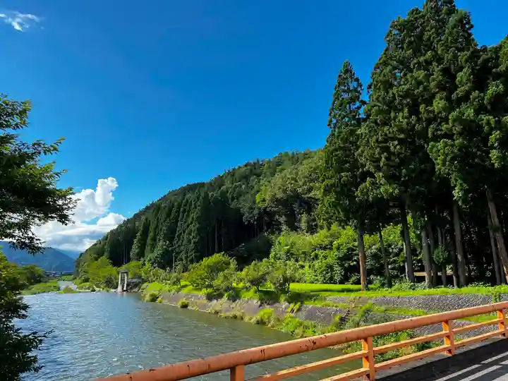阿多由太神社(岐阜県)
