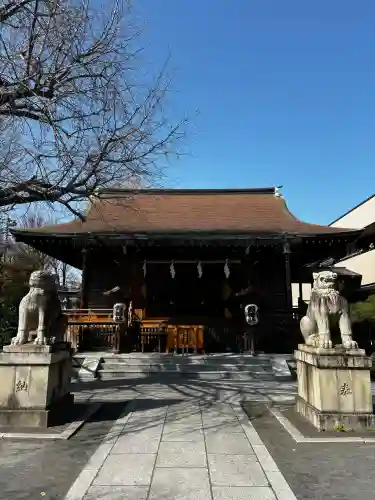 鎧神社の{uncategorized: "未分類", other: "その他", undefined: "問題あり", building: "その他建物", grave: "お墓", sacred_gate: "鳥居", guardian: "狛犬", statue: "像", buddha: "仏像", history: "歴史", nature: "自然", garden: "庭園", animal: "動物", pagoda: "塔", temizu: "手水舎", mountain_gate: "山門・神門", sanctuary: "本殿・本堂", subordinate: "末社・摂社", art: "芸術", scenery: "景色", jizo: "地蔵", ema: "絵馬", goshuin: "御朱印", omikuji: "おみくじ", items: "授与品その他", amulet: "お守り", goshuincho: "御朱印帳", eats: "食事", festival: "お祭り", votive_dance: "神楽", shichigosan: "七五三参", wedding: "結婚式", experience: "体験その他", initially: "初詣", around: "周辺", anti_infection: "感染症対策"}