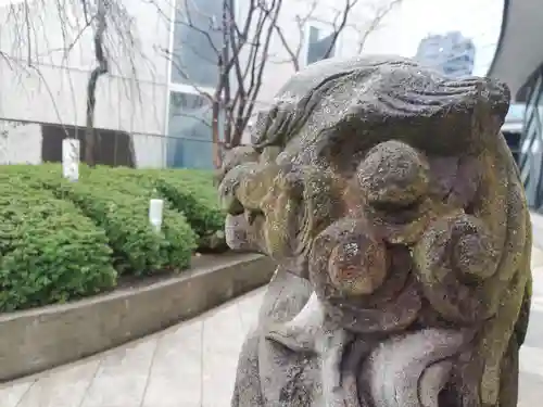 北谷稲荷神社の狛犬