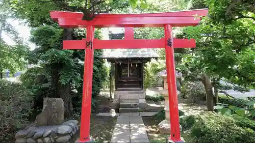 実蔵院の鳥居