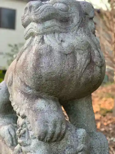 千年神社の狛犬