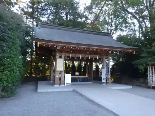 寒川神社の手水舎
