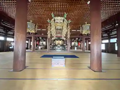 常楽寺の本殿・本堂