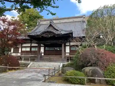 高円寺の本殿・本堂