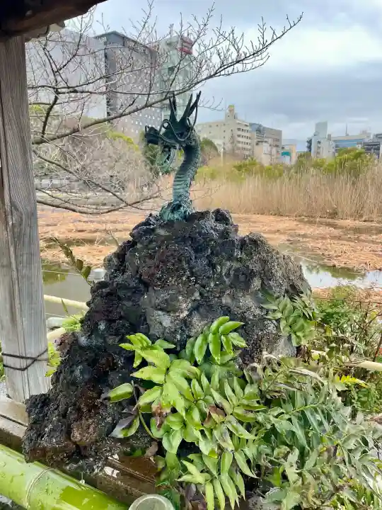 寛永寺不忍池弁天堂の{uncategorized: "未分類", other: "その他", undefined: "問題あり", building: "その他建物", grave: "お墓", sacred_gate: "鳥居", guardian: "狛犬", statue: "像", buddha: "仏像", history: "歴史", nature: "自然", garden: "庭園", animal: "動物", pagoda: "塔", temizu: "手水舎", mountain_gate: "山門・神門", sanctuary: "本殿・本堂", subordinate: "末社・摂社", art: "芸術", scenery: "景色", jizo: "地蔵", ema: "絵馬", goshuin: "御朱印", omikuji: "おみくじ", items: "授与品その他", amulet: "お守り", goshuincho: "御朱印帳", eats: "食事", festival: "お祭り", votive_dance: "神楽", shichigosan: "七五三参", wedding: "結婚式", experience: "体験その他", initially: "初詣", around: "周辺", anti_infection: "感染症対策"}