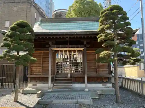 珠賀美神社の{uncategorized: "未分類", other: "その他", undefined: "問題あり", building: "その他建物", grave: "お墓", sacred_gate: "鳥居", guardian: "狛犬", statue: "像", buddha: "仏像", history: "歴史", nature: "自然", garden: "庭園", animal: "動物", pagoda: "塔", temizu: "手水舎", mountain_gate: "山門・神門", sanctuary: "本殿・本堂", subordinate: "末社・摂社", art: "芸術", scenery: "景色", jizo: "地蔵", ema: "絵馬", goshuin: "御朱印", omikuji: "おみくじ", items: "授与品その他", amulet: "お守り", goshuincho: "御朱印帳", eats: "食事", festival: "お祭り", votive_dance: "神楽", shichigosan: "七五三参", wedding: "結婚式", experience: "体験その他", initially: "初詣", around: "周辺", anti_infection: "感染症対策"}