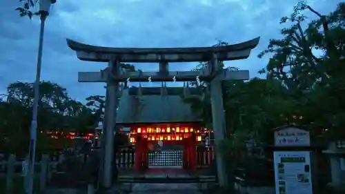 車折神社の鳥居