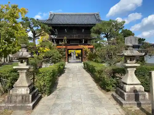 善立院の山門