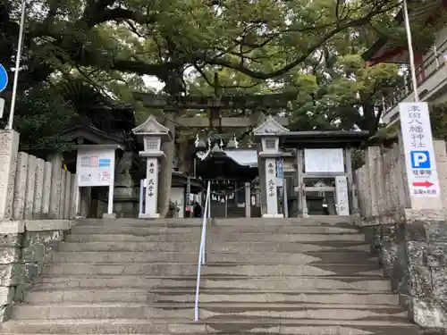 津田八幡神社の建物その他