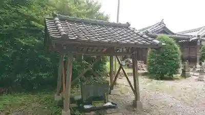 網戸神社の手水舎