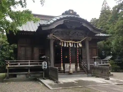島穴神社の本殿・本堂