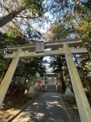 本宮八幡神社の{uncategorized: "未分類", other: "その他", undefined: "問題あり", building: "その他建物", grave: "お墓", sacred_gate: "鳥居", guardian: "狛犬", statue: "像", buddha: "仏像", history: "歴史", nature: "自然", garden: "庭園", animal: "動物", pagoda: "塔", temizu: "手水舎", mountain_gate: "山門・神門", sanctuary: "本殿・本堂", subordinate: "末社・摂社", art: "芸術", scenery: "景色", jizo: "地蔵", ema: "絵馬", goshuin: "御朱印", omikuji: "おみくじ", items: "授与品その他", amulet: "お守り", goshuincho: "御朱印帳", eats: "食事", festival: "お祭り", votive_dance: "神楽", shichigosan: "七五三参", wedding: "結婚式", experience: "体験その他", initially: "初詣", around: "周辺", anti_infection: "感染症対策"}