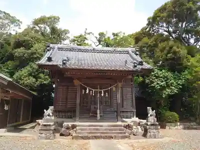 若磯神社の本殿・本堂