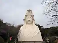 大船観音寺の{uncategorized: "未分類", other: "その他", undefined: "問題あり", building: "その他建物", grave: "お墓", sacred_gate: "鳥居", guardian: "狛犬", statue: "像", buddha: "仏像", history: "歴史", nature: "自然", garden: "庭園", animal: "動物", pagoda: "塔", temizu: "手水舎", mountain_gate: "山門・神門", sanctuary: "本殿・本堂", subordinate: "末社・摂社", art: "芸術", scenery: "景色", jizo: "地蔵", ema: "絵馬", goshuin: "御朱印", omikuji: "おみくじ", items: "授与品その他", amulet: "お守り", goshuincho: "御朱印帳", eats: "食事", festival: "お祭り", votive_dance: "神楽", shichigosan: "七五三参", wedding: "結婚式", experience: "体験その他", initially: "初詣", around: "周辺", anti_infection: "感染症対策"}