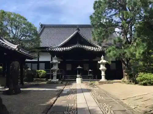 輪王寺の本殿・本堂