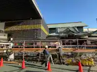 成田山深川不動堂(新勝寺東京別院)の{uncategorized: "未分類", other: "その他", undefined: "問題あり", building: "その他建物", grave: "お墓", sacred_gate: "鳥居", guardian: "狛犬", statue: "像", buddha: "仏像", history: "歴史", nature: "自然", garden: "庭園", animal: "動物", pagoda: "塔", temizu: "手水舎", mountain_gate: "山門・神門", sanctuary: "本殿・本堂", subordinate: "末社・摂社", art: "芸術", scenery: "景色", jizo: "地蔵", ema: "絵馬", goshuin: "御朱印", omikuji: "おみくじ", items: "授与品その他", amulet: "お守り", goshuincho: "御朱印帳", eats: "食事", festival: "お祭り", votive_dance: "神楽", shichigosan: "七五三参", wedding: "結婚式", experience: "体験その他", initially: "初詣", around: "周辺", anti_infection: "感染症対策"}