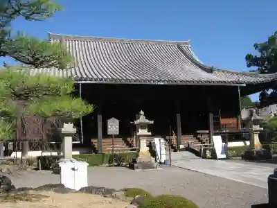 道成寺の本殿・本堂