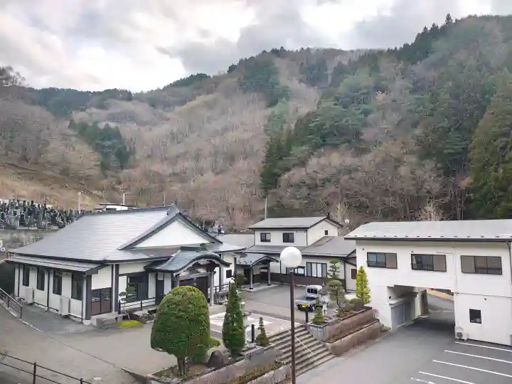 日高寺の{uncategorized: "未分類", other: "その他", undefined: "問題あり", building: "その他建物", grave: "お墓", sacred_gate: "鳥居", guardian: "狛犬", statue: "像", buddha: "仏像", history: "歴史", nature: "自然", garden: "庭園", animal: "動物", pagoda: "塔", temizu: "手水舎", mountain_gate: "山門・神門", sanctuary: "本殿・本堂", subordinate: "末社・摂社", art: "芸術", scenery: "景色", jizo: "地蔵", ema: "絵馬", goshuin: "御朱印", omikuji: "おみくじ", items: "授与品その他", amulet: "お守り", goshuincho: "御朱印帳", eats: "食事", festival: "お祭り", votive_dance: "神楽", shichigosan: "七五三参", wedding: "結婚式", experience: "体験その他", initially: "初詣", around: "周辺", anti_infection: "感染症対策"}