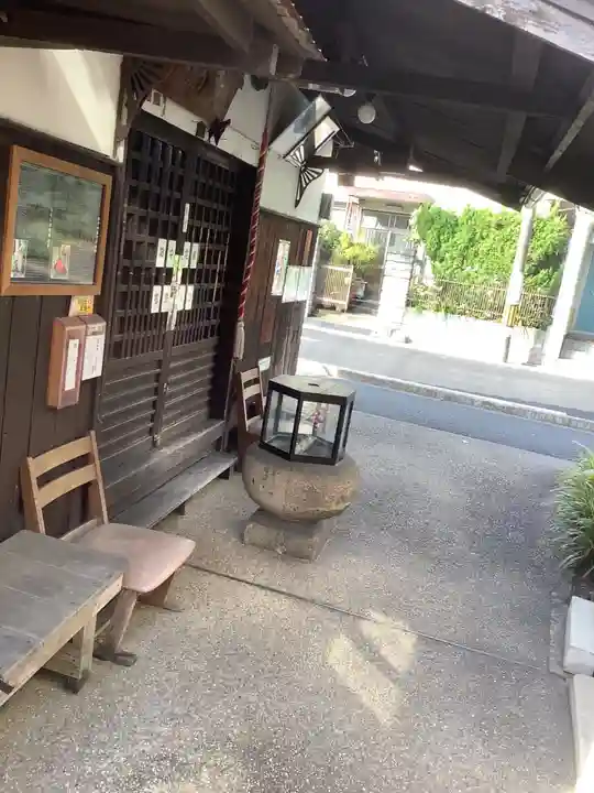 畑中地蔵の本殿・本堂