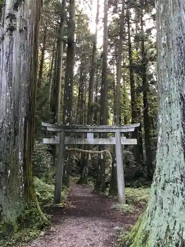 壇鏡神社の鳥居