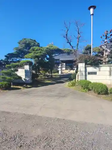 高太寺の山門