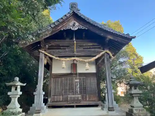 鶴山八幡宮の末社