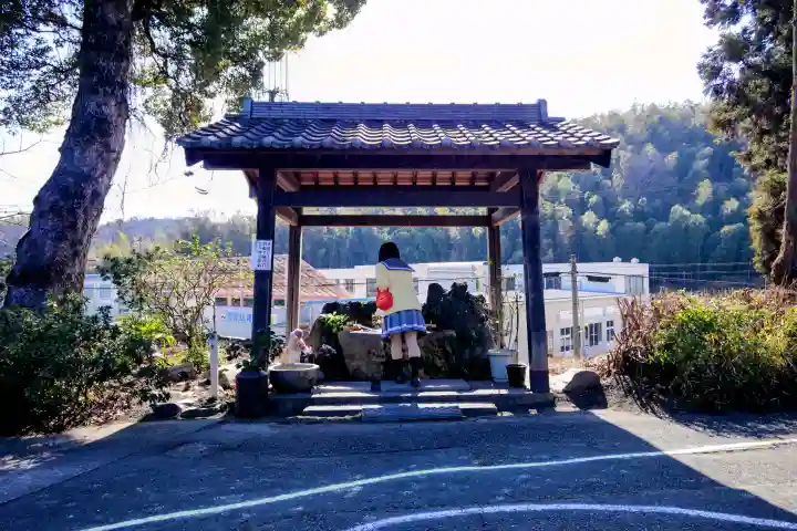 観福寺の{uncategorized: "未分類", other: "その他", undefined: "問題あり", building: "その他建物", grave: "お墓", sacred_gate: "鳥居", guardian: "狛犬", statue: "像", buddha: "仏像", history: "歴史", nature: "自然", garden: "庭園", animal: "動物", pagoda: "塔", temizu: "手水舎", mountain_gate: "山門・神門", sanctuary: "本殿・本堂", subordinate: "末社・摂社", art: "芸術", scenery: "景色", jizo: "地蔵", ema: "絵馬", goshuin: "御朱印", omikuji: "おみくじ", items: "授与品その他", amulet: "お守り", goshuincho: "御朱印帳", eats: "食事", festival: "お祭り", votive_dance: "神楽", shichigosan: "七五三参", wedding: "結婚式", experience: "体験その他", initially: "初詣", around: "周辺", anti_infection: "感染症対策"}