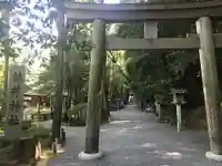 狭井坐大神荒魂神社(狭井神社)の鳥居
