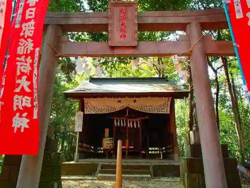 春日部稲荷神社の鳥居