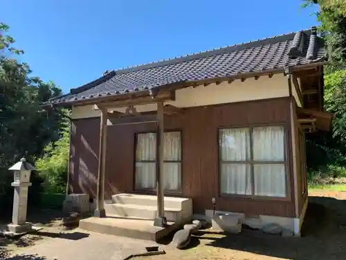 西谷寺の本殿・本堂