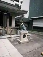 宮益御嶽神社の狛犬